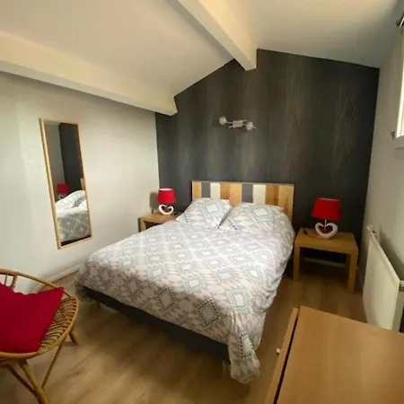 Holiday home Maison 3 Ch. A Avec Jardin, Wifi Et Animaux Acceptes - Fr-1-494-143 *